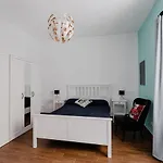 Scarfoglio Apartment, 4 Persone, 2 Camere, Balcone, Wi-Fi, Stazione Tiburtina