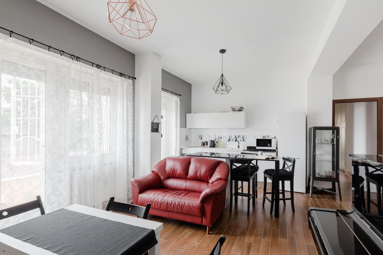 Scarfoglio Apartment, 4 Persone, 2 Camere, Balcone, Wi-fi, Stazione Tiburtina Rom