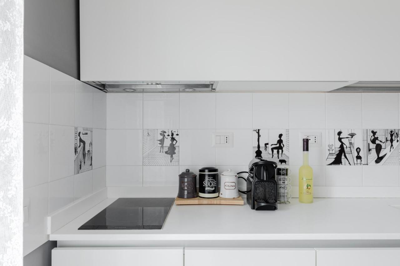 Scarfoglio Apartment, 4 Persone, 2 Camere, Balcone, Wi-fi, Stazione Tiburtina * Rom